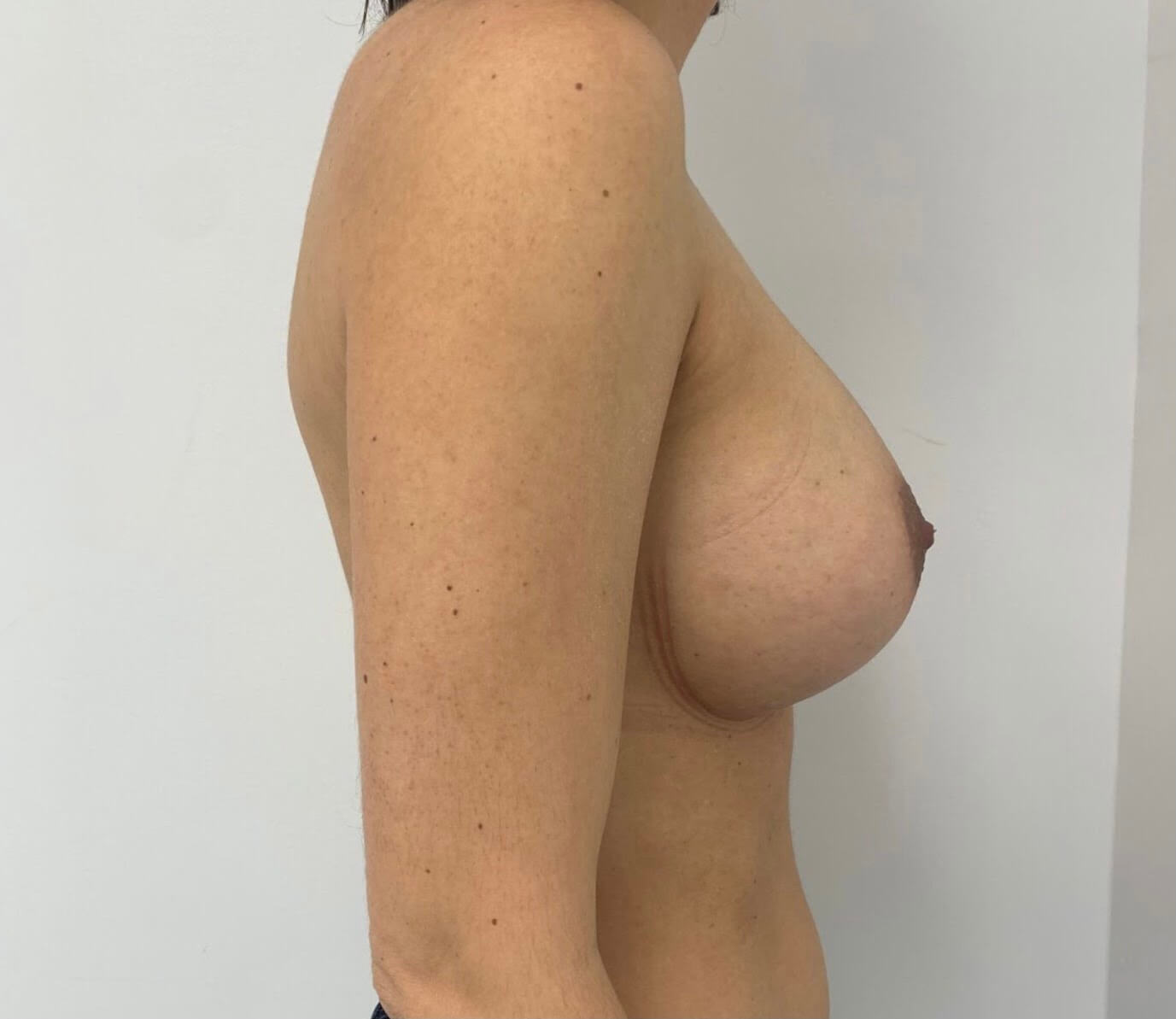 7431D710-68F0-410D-BB39-CF1B1005CA2A